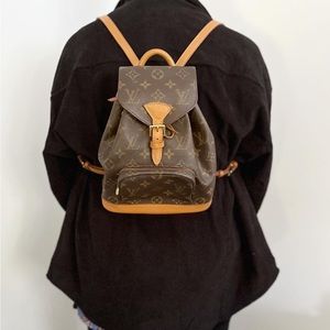 Louis Vuitton Mont Souris